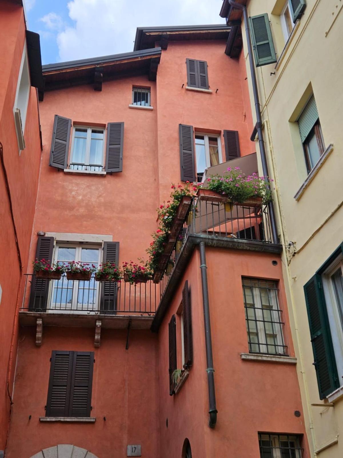 Appartement Il Cortiletto- Le Piazze à Brescia Extérieur photo